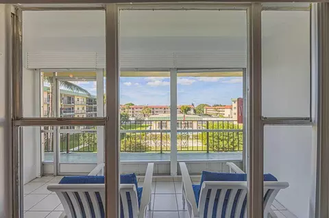 808 SE 7th St #305, Deerfield Beach, FL 33441