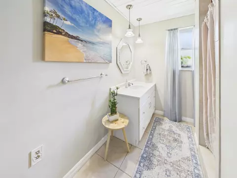 Bath - 220 SW 67th Dr, Okeechobee, FL 34974 photo 5 of 5