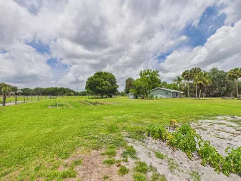 Exterior - 220 SW 67th Dr, Okeechobee, FL 34974 photo 42 of 45