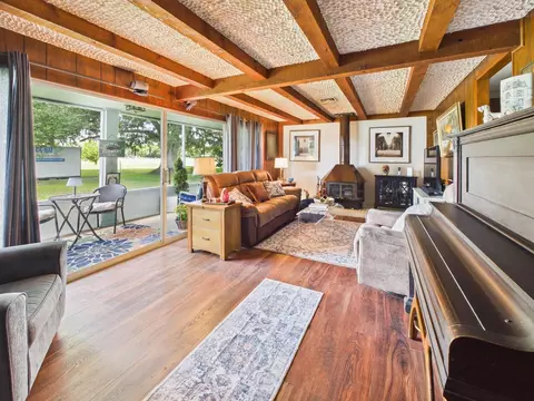 Living - 220 SW 67th Dr, Okeechobee, FL 34974 photo 2 of 2