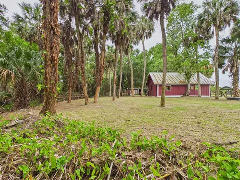 Exterior - 220 SW 67th Dr, Okeechobee, FL 34974 photo 39 of 45