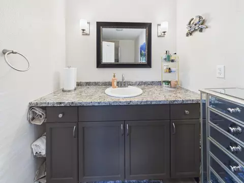 Bath - 220 SW 67th Dr, Okeechobee, FL 34974 photo 2 of 5