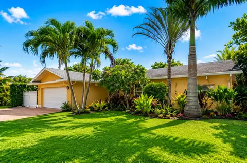 842 Fathom Rd W, North Palm Beach, FL 33408