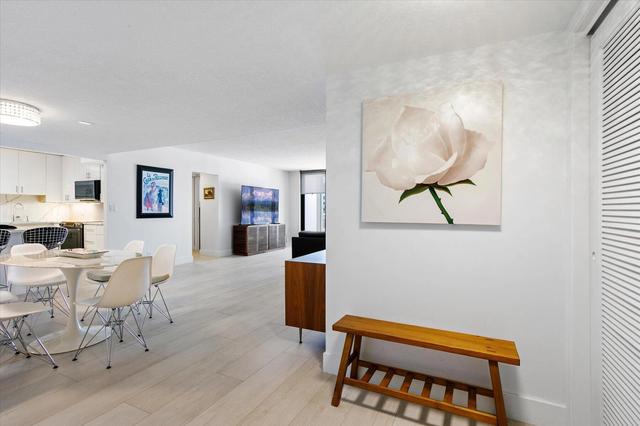 2860 S Ocean Blvd #216, Palm Beach, FL 33480