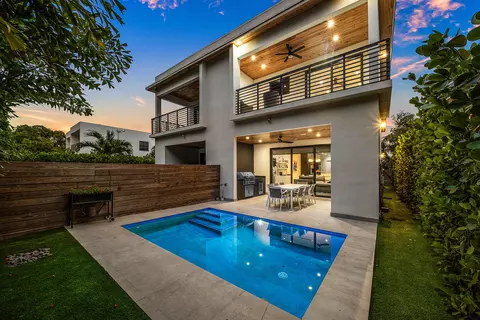 1123 NE 12th Ave #A, Fort Lauderdale, FL 33304
