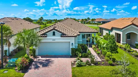 12828 SW Ambra St, Port Saint Lucie, FL 34987