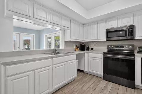 Kitchen - 17751 127th Dr N, Jupiter, FL 33478 photo 2 of 3
