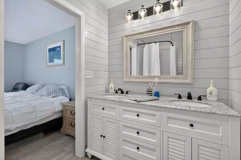 Bath - 17751 127th Dr N, Jupiter, FL 33478 photo 5 of 5