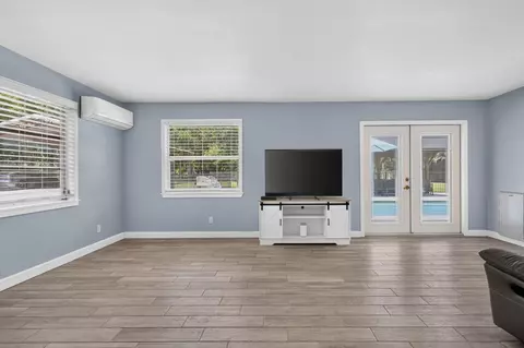 Living - 17751 127th Dr N, Jupiter, FL 33478 photo 2 of 5