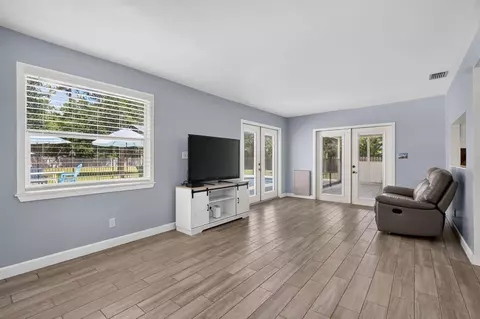 Living - 17751 127th Dr N, Jupiter, FL 33478 photo 3 of 5