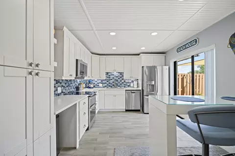 6163 SE Riverboat Dr #1018, Stuart, FL 34997
