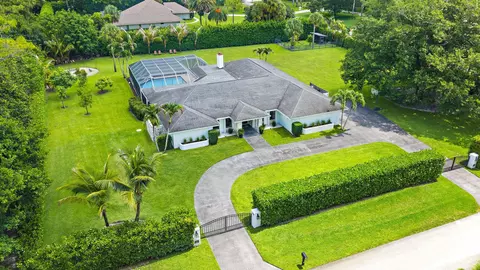 14039 Greentree Trl, Wellington, FL 33414