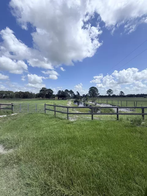12271 NE 124th Ave, Okeechobee, FL 34972 photo 13