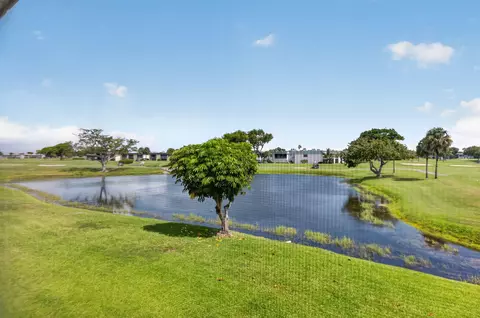 View/Area - 323 Capri G #323, Delray Beach, FL 33484 photo 3 of 7