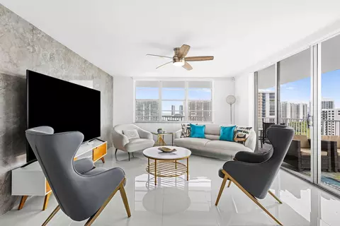 2851 NE 183rd St #2117, Aventura, FL 33160