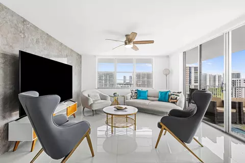 2851 NE 183rd St #2117, Aventura, FL 33160