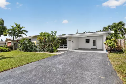 5731 NE 17th Ter, Fort Lauderdale, FL 33334