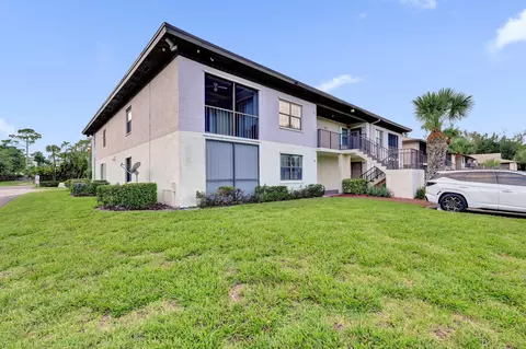 4225 S 57th Ave #E, Greenacres, FL 33463