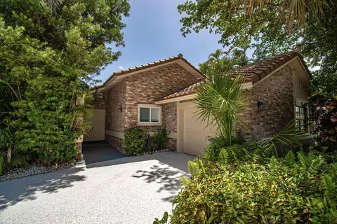 10562 Fenway Pl, Boca Raton, FL 33498