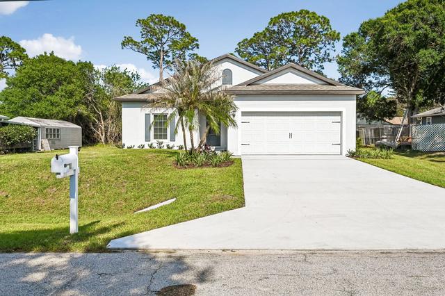 6010 Hickory Dr, Fort Pierce, FL 34982