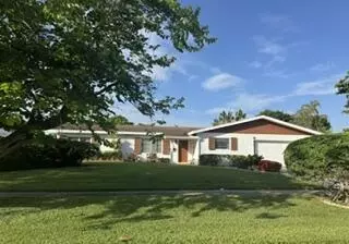536 Oyster Rd, North Palm Beach, FL 33408