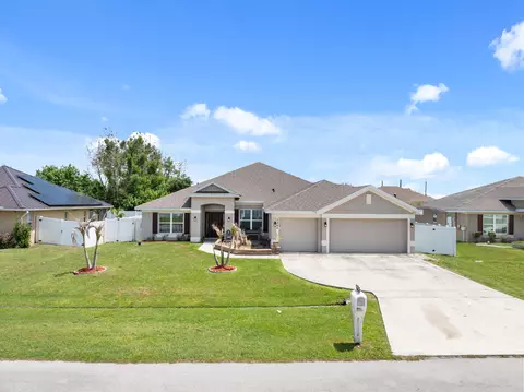 5846 NW Dooley Cir, Port Saint Lucie, FL 34986