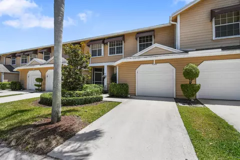 5266 Sapphire Vly, Boca Raton, FL 33486