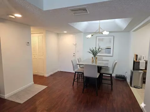 3670 Inverrary Dr #3Y, Lauderhill, FL 33319
