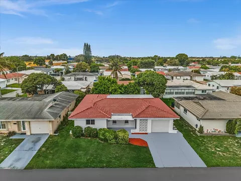 5715 NW 86th Ave, Tamarac, FL 33321