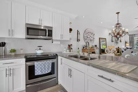 1211 Bahama Bnd #F2, Coconut Creek, FL 33066