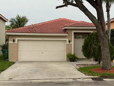11534 NW 4th Mnr, Coral Springs, FL 33071