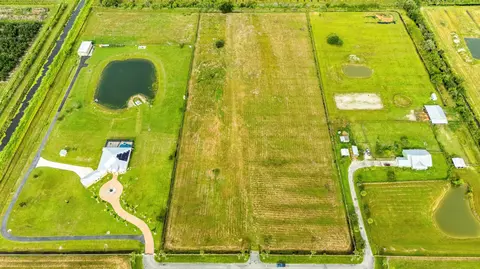 4 Sneed Rd, Fort Pierce, FL 34945