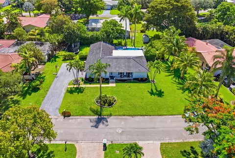2651 NW 107th Ave, Coral Springs, FL 33065