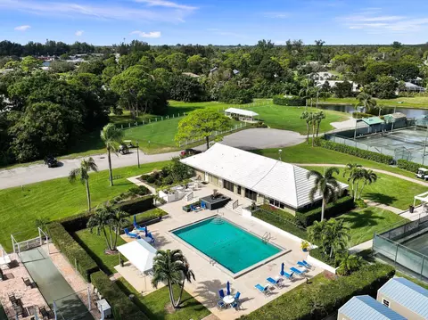 View/Area - 3374 SE Fairway E, Stuart, FL 34997 photo 7 of 12