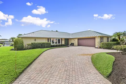 Exterior - 3374 SE Fairway E, Stuart, FL 34997 photo 1 of 21