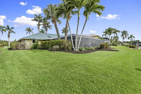 Exterior - 3374 SE Fairway E, Stuart, FL 34997 photo 19 of 21