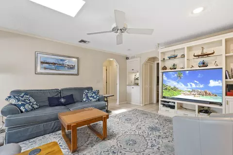 Living - 3374 SE Fairway E, Stuart, FL 34997 photo 5 of 5