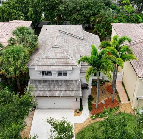 7819 Oak Grove Cir, Lake Worth, FL 33467