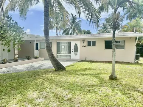 2548 Gulfstream Ln, Fort Lauderdale, FL 33312