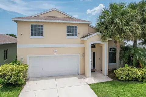 Exterior - 4716 SE Winter Haven Ct, Stuart, FL 34997 photo 11 of 11
