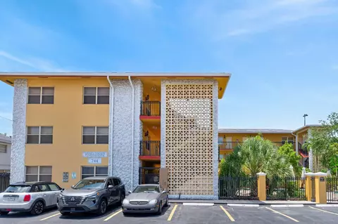 744 NE 14th Ave #21, Fort Lauderdale, FL 33304