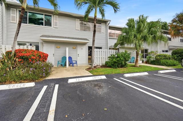 2683 NE 15th St, Pompano Beach, FL 33062