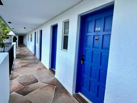 6061 N Falls Cir Dr #402, Lauderhill, FL 33319