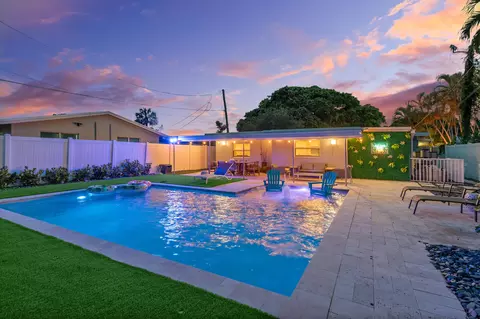 2012 SW 4th Ave, Fort Lauderdale, FL 33315
