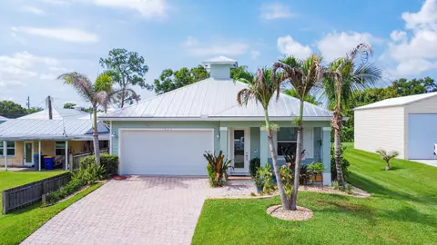1006 SW 34th Ter, Palm City, FL 34990