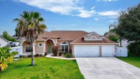 268 SW Moselle Ave, Port Saint Lucie, FL 34984