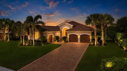 7754 Maywood Crest Dr, West Palm Beach, FL 33412