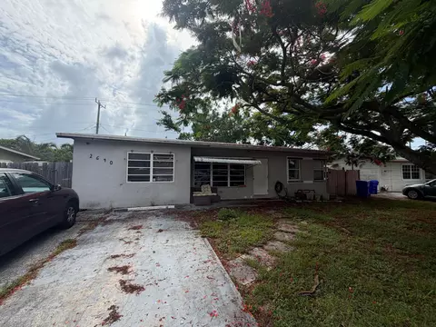 2640 NE 8th Ter, Pompano Beach, FL 33064