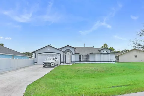 6915 NW Hershy Cir, Port Saint Lucie, FL 34983