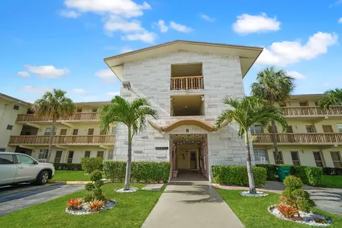 16750 NE 14th Ave #303, Miami, FL 33162